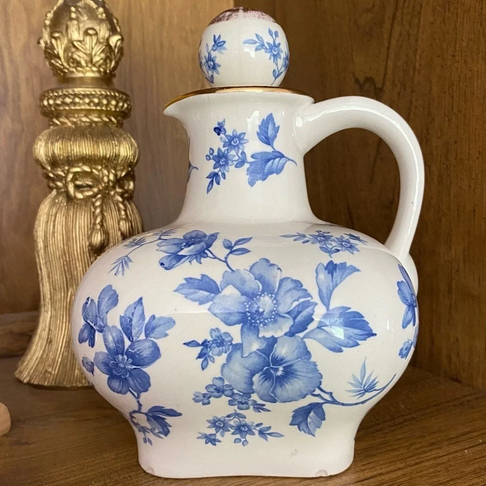 Villeroy & Boch “Monika” Vintage whiskey decanter RARE